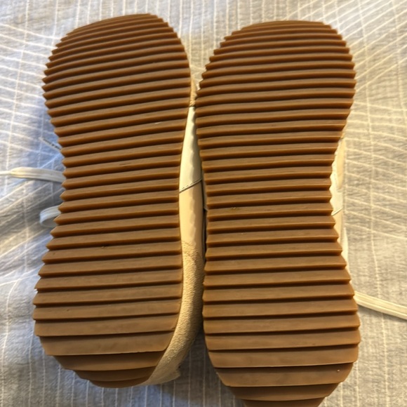 RAG & BONE Women’s Retro Runner Sneakers Tan Oyster Grey Size 37/ 7 US - Picture 9 of 12